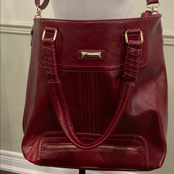 Joanne’s Vegan Leather Red Bag - Picture 3 of 8